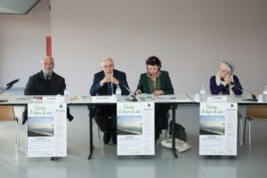 Il tavolo dei relatori intervenuti al seminario "Vivere... il dopo di noi". A partire da sinistra: Angelo Giuntinelli, Renzo Macelloni, Miriam Celoni e Rosa Fontani.
