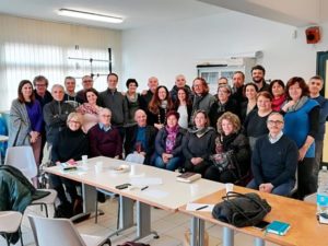 I/le partecipanti all’incontro costitutivo del Coordinamento delle associazioni toscane di familiari con autismo, tenutosi a Prato il 20 gennaio 2019.